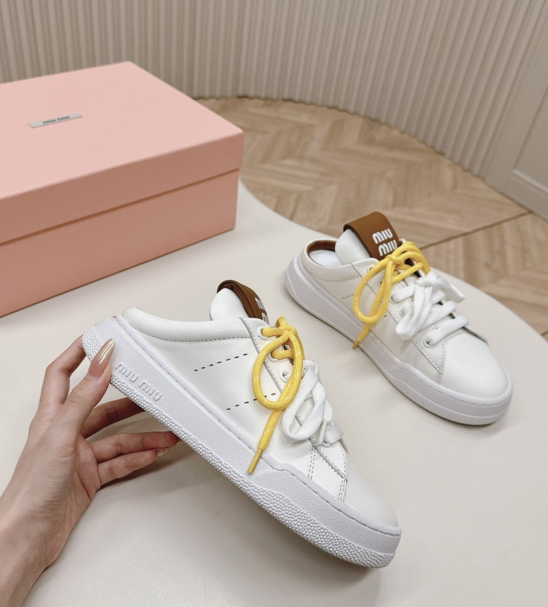Miu Miu Casual Shoes